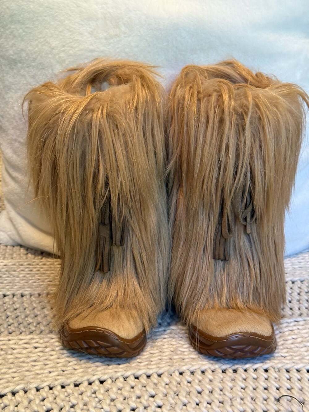 WINNA Vintage Apres Ski Snow Boots Size 38 Yeti Style Goat Hair Trim Tan